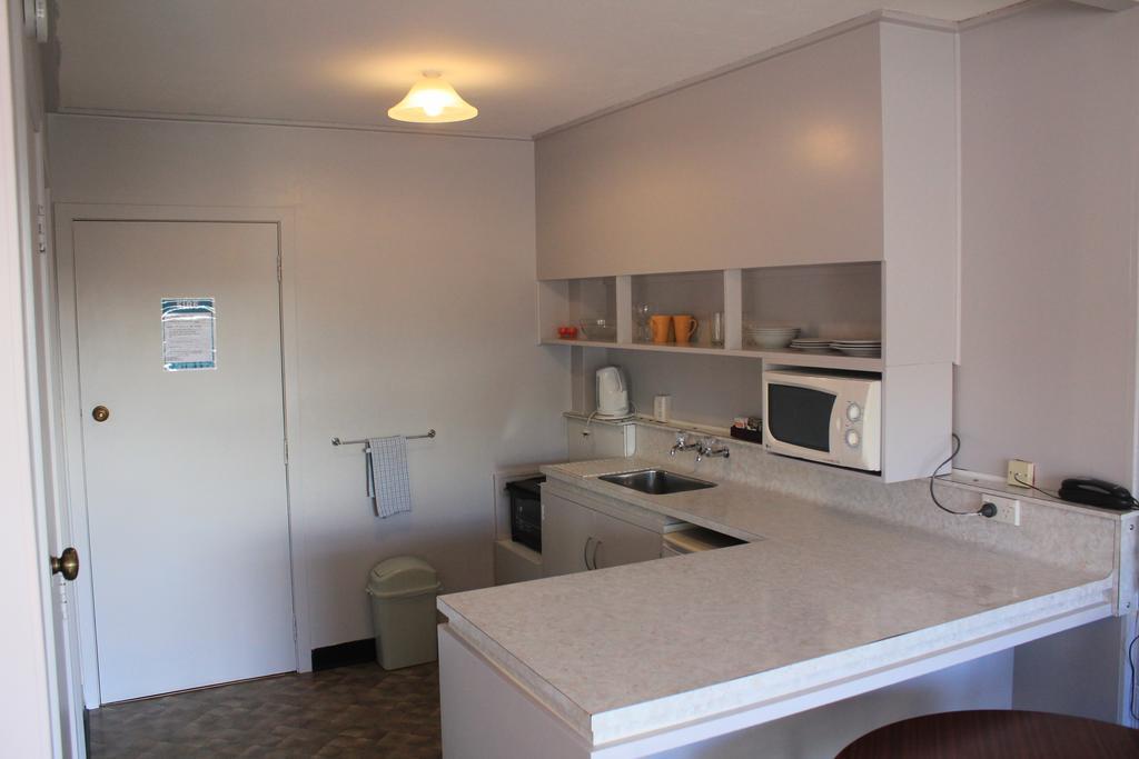 Coronation Court Motel New Plymouth Exterior foto