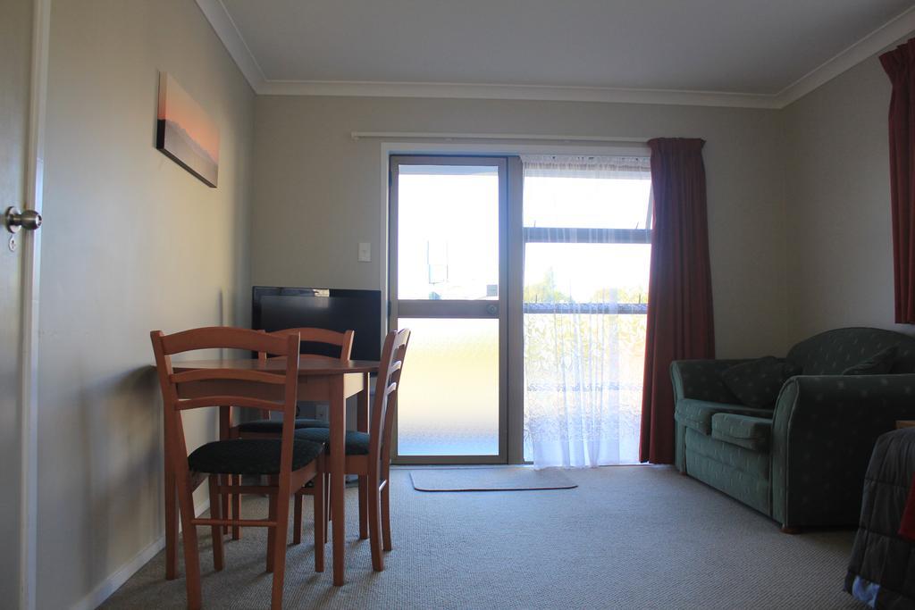 Coronation Court Motel New Plymouth Exterior foto